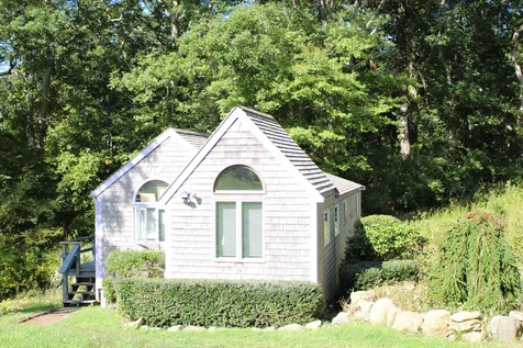 55 Old House Way West Tisbury MA 02575