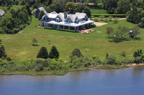 26 Cow Bay Road Edgartown MA 02539