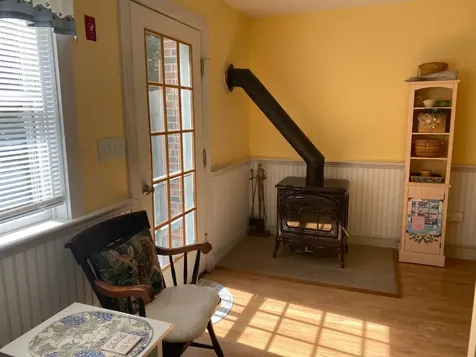 11 Hammett Lane Chilmark MA 02535