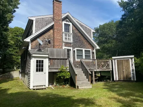 11 Hammett Lane Chilmark MA 02535