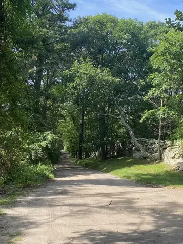 11 Hammett Lane Chilmark MA 02535
