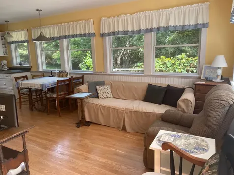 11 Hammett Lane Chilmark MA 02535