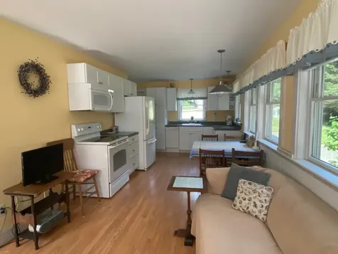 11 Hammett Lane Chilmark MA 02535