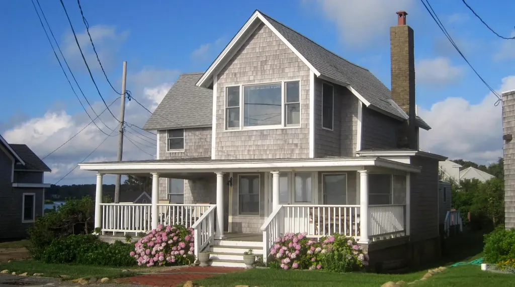125 Sea View Avenue Oak Bluffs MA 02557