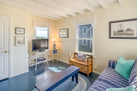 125 Sea View Avenue Oak Bluffs MA 02557