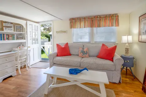 125 Sea View Avenue Oak Bluffs MA 02557