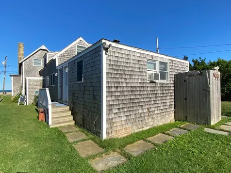 125 Sea View Avenue Oak Bluffs MA 02557