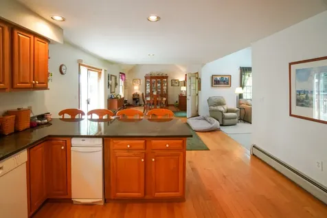 2 Farm Path Oak Bluffs MA 02557