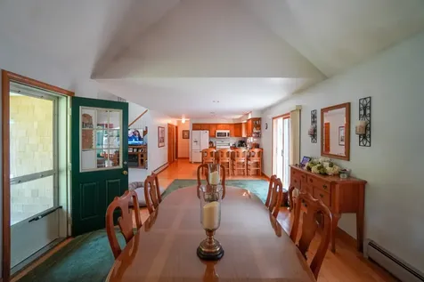 2 Farm Path Oak Bluffs MA 02557