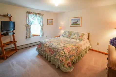 2 Farm Path Oak Bluffs MA 02557