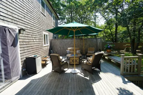 2 Farm Path Oak Bluffs MA 02557