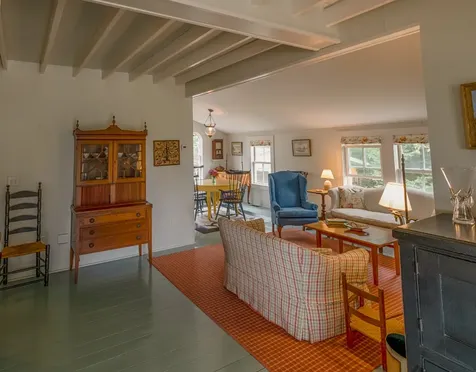 6 Brewster Avenue Oak Bluffs MA 02557