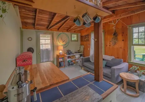 6 Brewster Avenue Oak Bluffs MA 02557