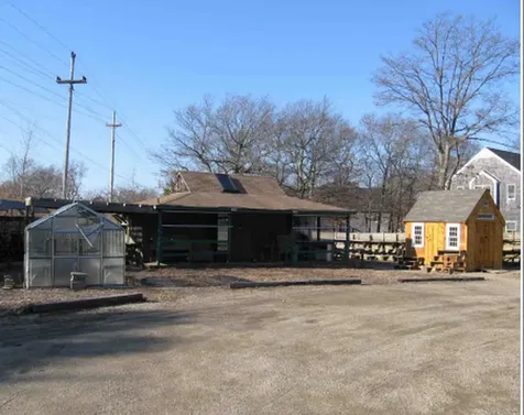 427 State Road Vineyard Haven MA 02568