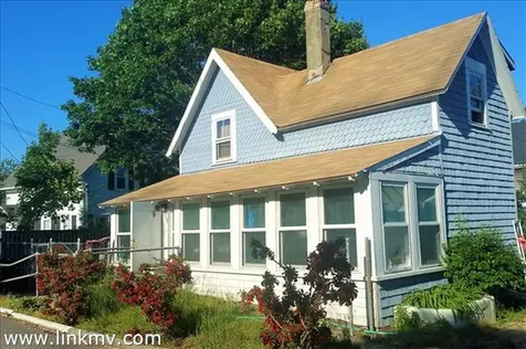 18 Hiawatha Avenue Oak Bluffs MA 02557