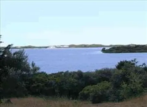9 Signal Hill Lane Chilmark MA 02535