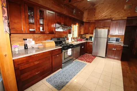 84 Eighteenth Street South Edgartown MA 02539