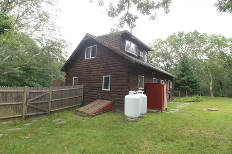 84 Eighteenth Street South Edgartown MA 02539