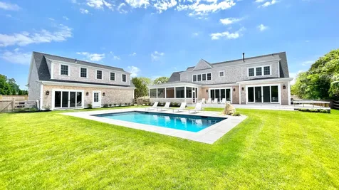 10 Puwal Lane Edgartown MA 02539