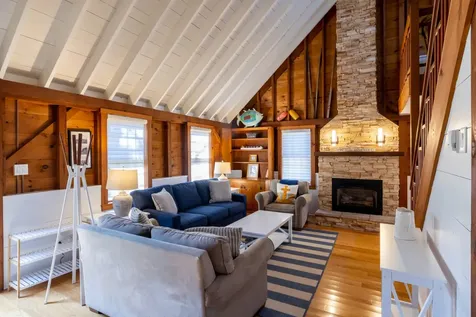 235 Meetinghouse Way Edgartown MA 02539