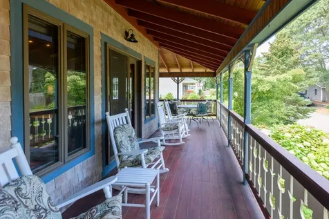12 Shirley Avenue Oak Bluffs MA 02557