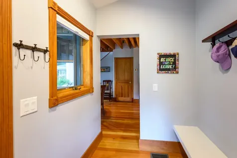 12 Shirley Avenue Oak Bluffs MA 02557