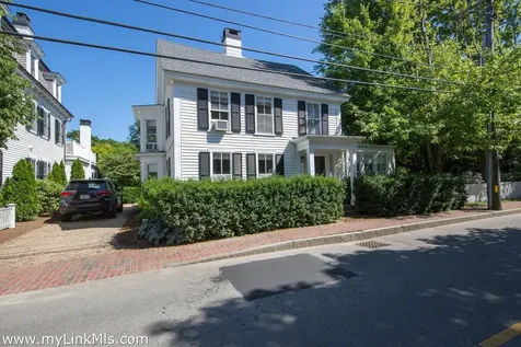 7 Peases Point Way Edgartown MA 02539