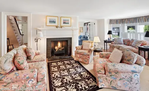 7 Peases Point Way Edgartown MA 02539