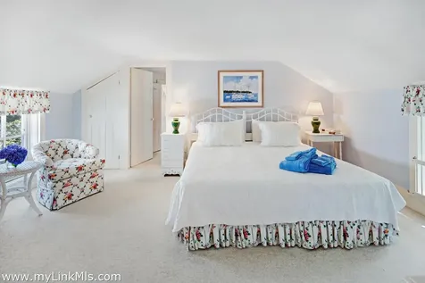 7 Peases Point Way Edgartown MA 02539