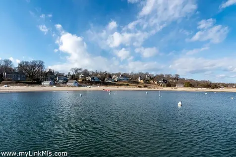 369 Main Street Vineyard Haven MA 02568