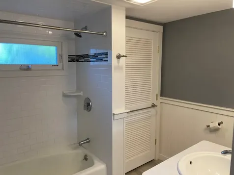 16 Hiawatha Avenue Oak Bluffs MA 02557