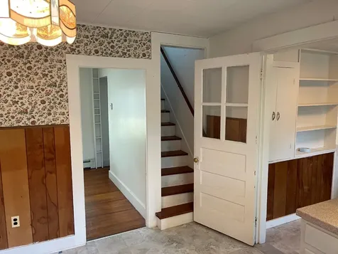 16 Hiawatha Avenue Oak Bluffs MA 02557