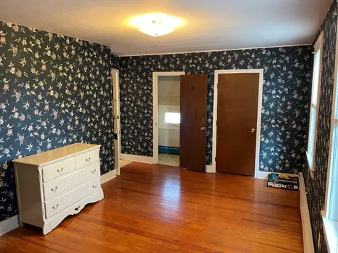 16 Hiawatha Avenue Oak Bluffs MA 02557