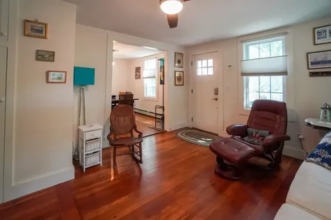 21 Forest Hill Avenue Oak Bluffs MA 02557