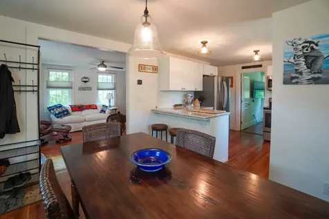 21 Forest Hill Avenue Oak Bluffs MA 02557