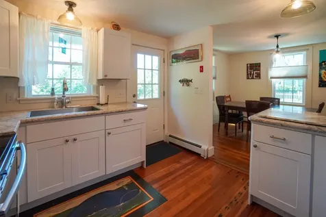 21 Forest Hill Avenue Oak Bluffs MA 02557