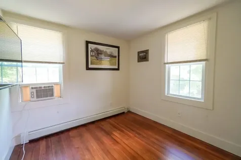 21 Forest Hill Avenue Oak Bluffs MA 02557