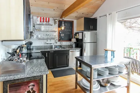 160 Bernard Circle Vineyard Haven MA 02568