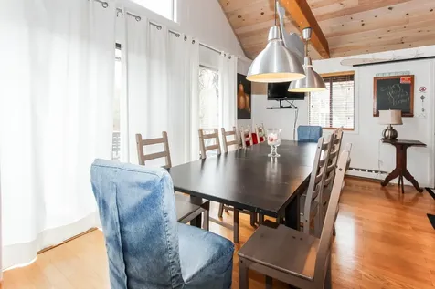 160 Bernard Circle Vineyard Haven MA 02568
