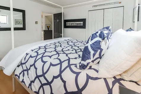 160 Bernard Circle Vineyard Haven MA 02568