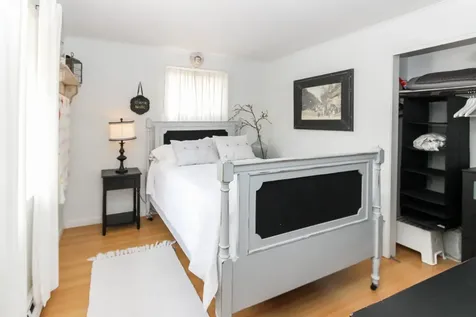 160 Bernard Circle Vineyard Haven MA 02568