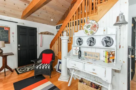 160 Bernard Circle Vineyard Haven MA 02568