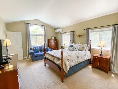 11 Sparrow Lane Edgartown MA 02539