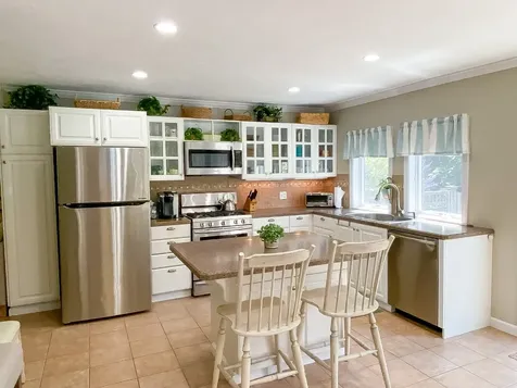 11 Sparrow Lane Edgartown MA 02539