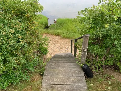 36 Hines Point Vineyard Haven MA 02568