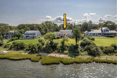 36 Hines Point Vineyard Haven MA 02568