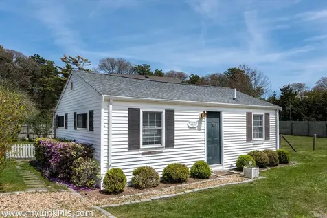 57 Norton Orchard Road Edgartown MA 02539