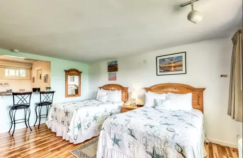 27 Island Inn Road Oak Bluffs MA 02557