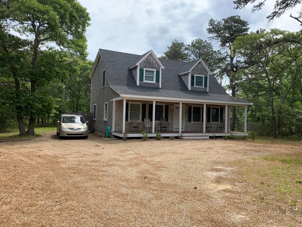 52 Pond View Road Oak Bluffs MA 02557