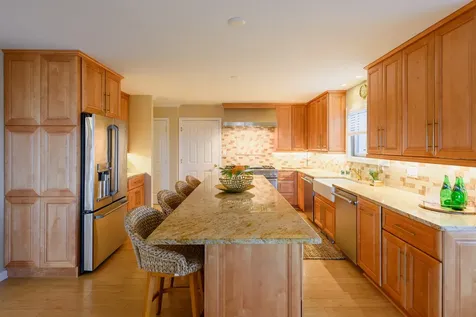 8 Aero Avenue Edgartown MA 02539